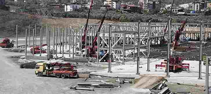 Hatay’da 400 yataklı Eğitim Araştırma Hastanesinin inşası sürüyor